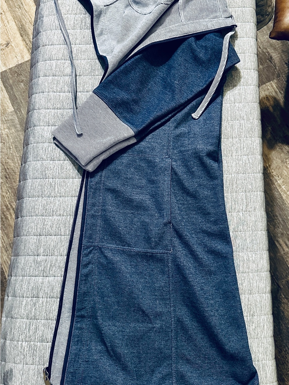 Long Zip Hoodie Jacket in Heather Gray and Navy